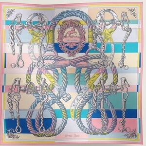 NIB Authentic Hermes double face silk size 90 scarf